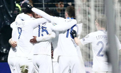 Ομάδα-έκπληξη για διεθνή Έλληνα άσο! (photos)