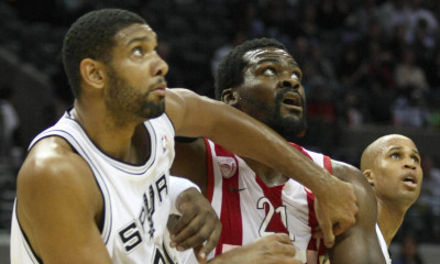 Ο Τιμ Ντάνκαν επιστρέφει στους Σπερς!