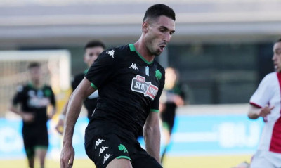 Μακέντα: «Ο Βασιλιάς δεν… πεθαίνει» (photo)