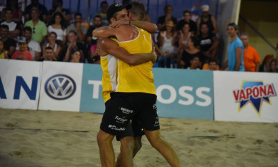 Δημήτρης Νιώπας και Θοδωρής Παπαδημητρίου πρωταθλητές Ελλάδας στην άμμο