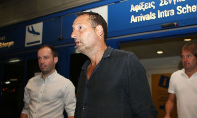 Στην Ελλάδα ο νέος προπονητής της Εθνικής Τζον Φαν Σιπ (photos)