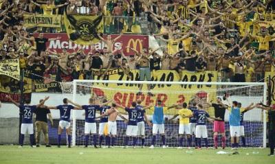 ΑΕ Λεμεσού – Άρης: Γλέντι σε κερκίδα και αποδυτήρια για την πρόκριση! (video+photos)