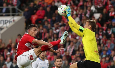 «Εγκληματίας» Πόνσε στο ντεμπούτο του (photos+videos)