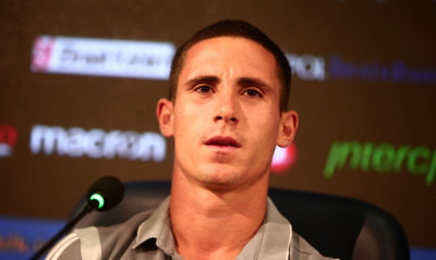 Ποντένσε: «Θα κοιτάξουμε το παιχνίδι μας»