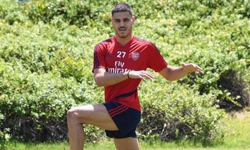 Άρσεναλ: Πλήγμα με Μαυροπάνο