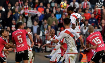 ΑΕΚ: Βλέπει Αμπντουλαγιέ Μπα για την άμυνα (photos+video)