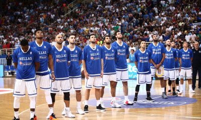 Το «αγριεμένο» ξεκίνημα του Αντετοκούμπο και ο «μαγικός» Καλάθης (videos)