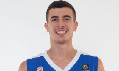 Ευσταθιάδης: «Ωραίο συναίσθημα να παίζεις για την πατρίδα σου»