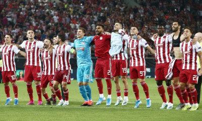 Το «ερυθρόλευκο» ξέσπασμα μετά την «τεσσάρα» (photos)