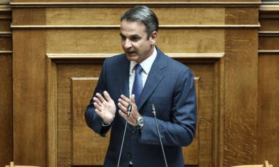 Επιστροφή στο 2015: Κυβέρνηση και ΣΥΡΙΖΑ διασταύρωσαν τα ξίφη τους για τα capital controls