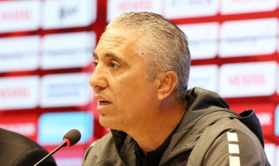 Κωστένογλου: «Να δω στην πράξη τη λέξη πίστη, ήρθαμε για ανατροπή»