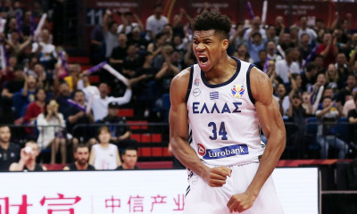 Ελλάδα – Νέα Ζηλανδία: «Πέταξε» και… ξέσπασε ο Γιάννης (video+photos)