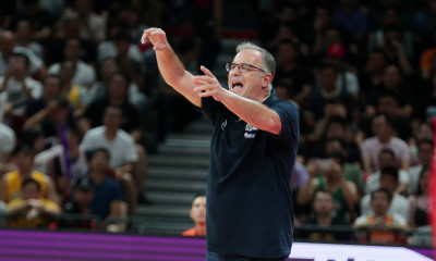 Σκουρτόπουλος: «Συγκεντρωνόμαστε στην Τσεχία για νίκη και πρόκριση» (video)