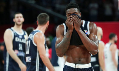 ΗΠΑ – Ελλάδα: «Τσαμπουκάς» με Θανάση στο φινάλε (video+photos)