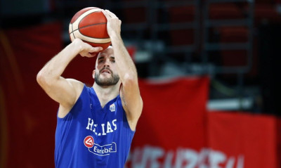 Τσεχία-Ελλάδα: Στο παρκέ για τα πρώτα σουτάκια η Εθνική (photos)