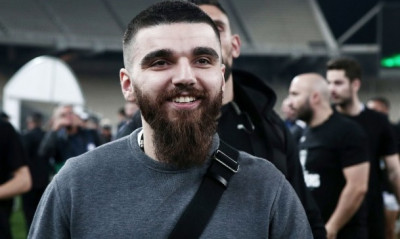 ΠΑΟΚ: «Κάρφωμα» Σαββίδη για τις κάρτες του Ελαμπντελαουί στο Ολυμπιακός-Βόλος (photo)