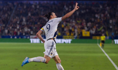 Κάντο όπως ο Ζλάταν! Τα 26 φετινά του γκολ με τους Γκάλαξι (photos+video)