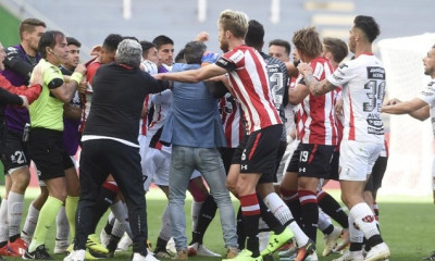 Χάος στο Εστουδιάντες - Πατρονάτο