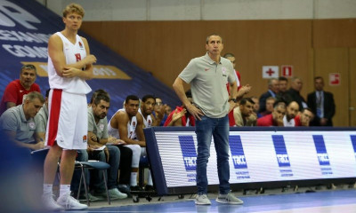 Ο Μπλατ ψάχνει… τρόπο για να έχει ο Ολυμπιακός «κανονική σεζόν»