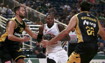 Τόμας: «Ο Πιτίνο με εμπιστεύτηκε κι αυτό συνεχίζεται με τον Πεδουλάκη»