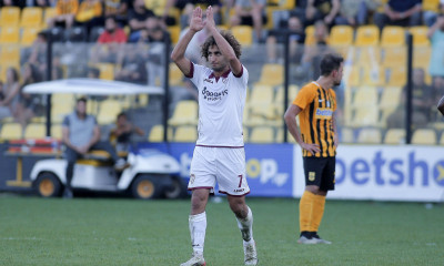 ΑΕΛ: Το… βραδινό μήνυμα του Ουάρντα (photos)