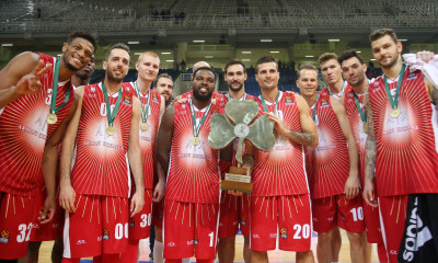 Η «σφαλιάρα» έφερε «βόμβα» για την Αρμάνι Μιλάνο (photos)