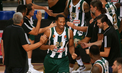 Τζόνσον: «Ιστορικό κλαμπ ο Παναθηναϊκός, δεν θα έχανα την ευκαιρία» (videos)