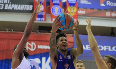 Νέο «χαστούκι» για την ΤΣΣΚΑ, ήττα 79-82 μέσα στη Μόσχα από τη Ζενίτ!