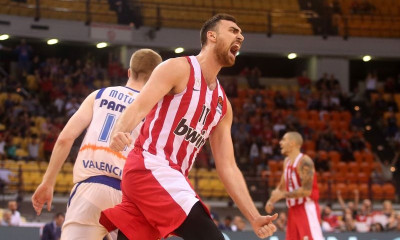 Βαλένθια – Ολυμπιακός: Το απίστευτο ρεκόρ του Μιλουτίνοφ (photos)