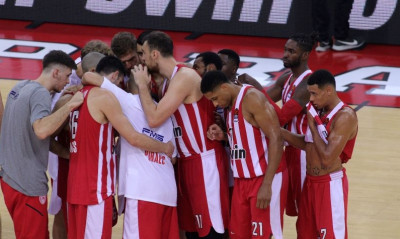 Στον Αργυρό μετά τη νίκη επί της Βαλένθια οι παίκτες του Ολυμπιακού (photos)