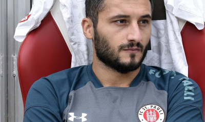 Η Ζανκτ Πάουλι έδιωξε Τούρκο παίκτη της που τάχθηκε υπέρ του πολέμου!