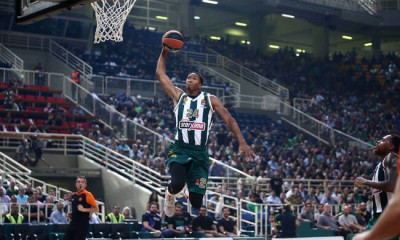 Τζόνσον: «Θα αντιδράσουμε, δεν μας αρέσει να χάνουμε»