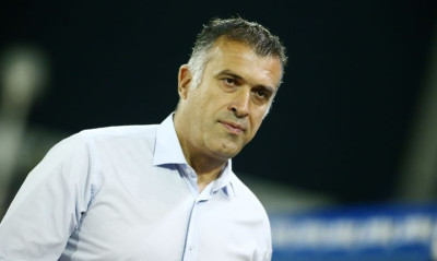 Ο Αναστασίου θέλει χρόνο, αλλά στο Περιστέρι… βράζουν (video)