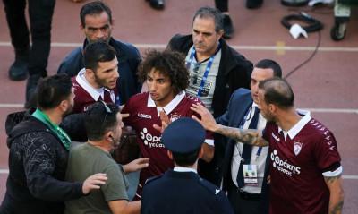 Tα έσπασε όλα στο ΟΑΚΑ ο Ουάρντα: Δεν φαντάζεστε τι έκανε μετά την μπουνιά στον Σένκεφελντ! (photos)