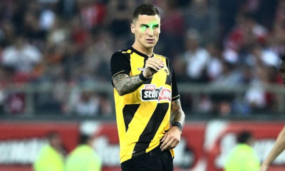 Ολυμπιακός – ΑΕΚ: Απάντησε στη Θύρα 7 ο Βράνιες και… έβαλε φωτιά! (photos)