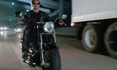 Στο σφυρί η Harley Davidson του Εξολοθρευτή