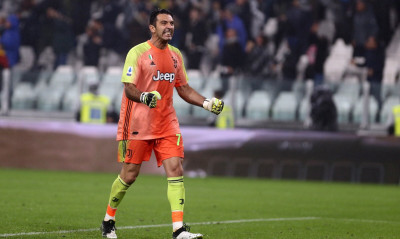 Γιουβέντους: Γράφει ιστορία ο Μπουφόν! (video)