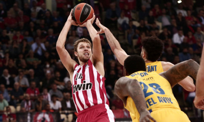 Ολυμπιακός: Αρνητική απάντηση σε Τενερίφη για Βεζένκοφ