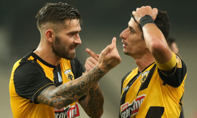 Η φάση που έγινε άνω κάτω η ΑΕΚ: Το ειρωνικό χειροκρότημα του Λιβάγια στον Ολιβέιρα! (video)