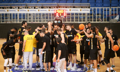 ΑΕΚ: Πλήρης με Μπούργκος (photos)