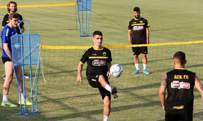 ΑΕΚ: Ξεκαθαρίζει για Γαλανόπουλο και Μπακάκη