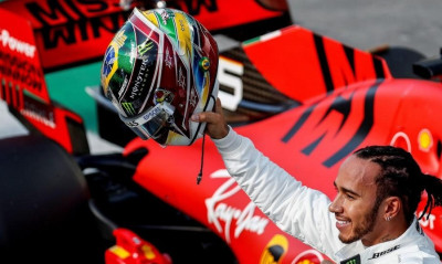 «Βόμβα» στη Formula 1: Επαφές Φεράρι με Χάμιλτον!