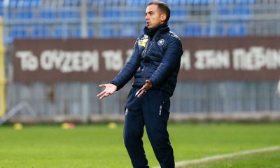 Αστέρας Τρίπολης: Πέρασε στους «16», έδιωξε τον προπονητή!