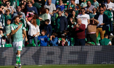 Νίκη στο ντέρμπι με χατ τρικ Χοακίν (videos)