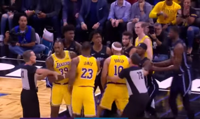 Μεγάλη ένταση στο NBA: Την «έπεσαν» σε Χάουαρντ…και «πιάστηκαν» στα χέρια! (photos+video)