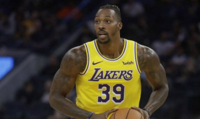 Χάουαρντ: «Το πρωτάθλημα κατακτιέται τον Ιούνιο, όχι τα Χριστούγεννα»