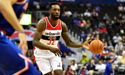 NBA: Αποδέσμευσαν τον Γκριν και πήραν rookie των Μπακς οι Τζαζ