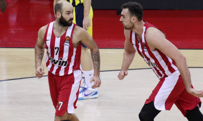 Μιλουτίνοφ: «Χαίρομαι που έχω παίξει δίπλα σε έναν από τους κορυφαίους»