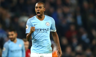 «Δένει» Φερναντίνιο η Σίτι! (photos+videos)