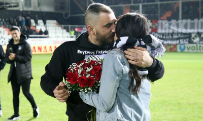 ΟΦΗ-ΝΠΣ Βόλος: Γκολ… οπαδού στο ημίχρονο με πρόταση γάμου (photos)